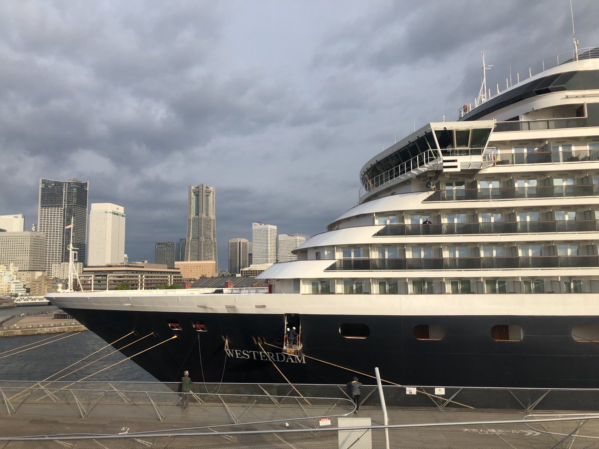 FlagstaffCoJp's tweet photo. #横浜 #大さん橋 に今朝入港した
#ウエステルダム
MS Westerdam - wikipedia (英語)
https://t.co/zYlaEJK7RO
#yokohama #MSWesterdam @HALcruises
@FlagstaffCoJp https://t.co/8tG2LMeVoJ