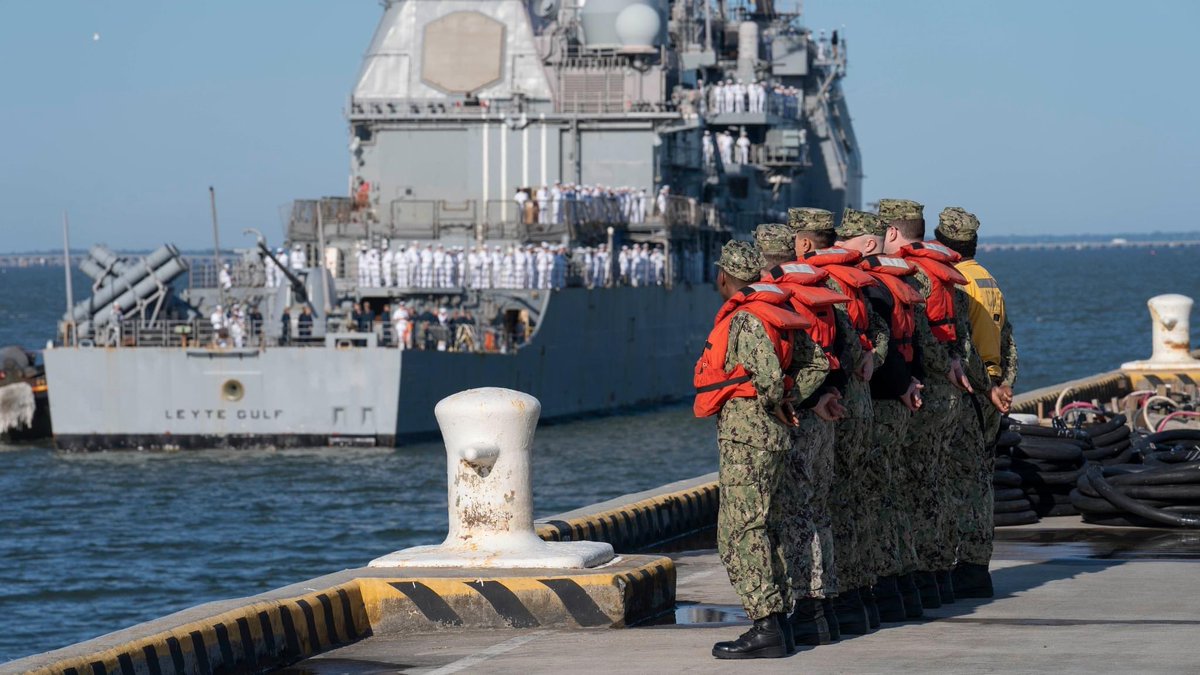 What an amazing day today at Naval Station Norfolk as we welcomed home USS Leyte Gulf CG-55 and USS George H.W. Bush (CVN 77) to Naval Station Norfolk!!!

#anchoredinnavalstationnorfolk
#Anchoredinpride
#usnavy