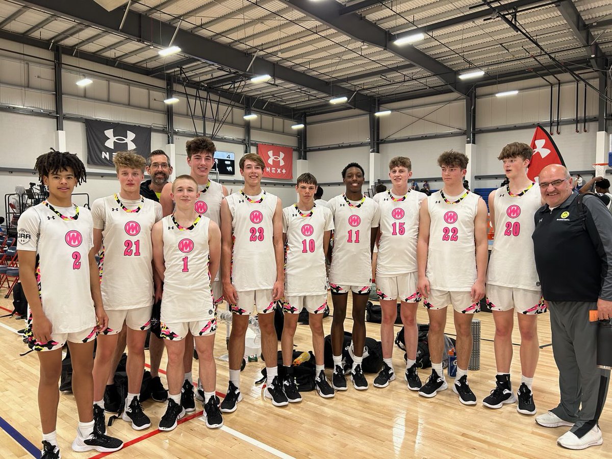 What a great 5 games in Phoenix for the Martin Brothers 16U team!  5-0 record!  Played great as a team all weekend!!