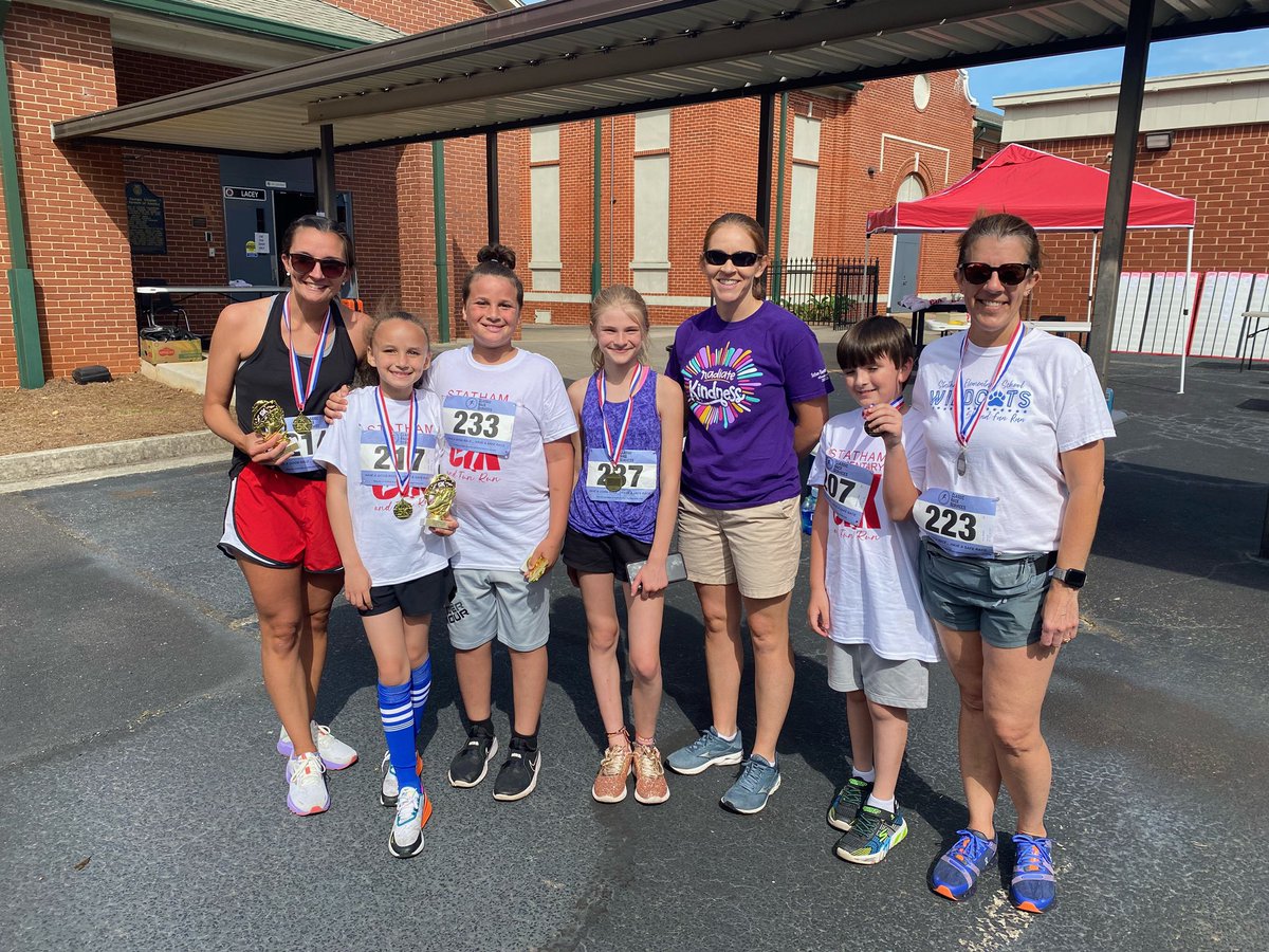StathamElem's tweet photo. Another successful SES 5K/Fun Run is in the books! Thank you to Dr. DeLoach, Mrs. Dixon, course volunteers, race participants, and sponsors for making this a successful race.
Congratulations to all of our race participants for a great race!
#WildcatPride #ConnectingattheCore https://t.co/R48fO9k2ZV