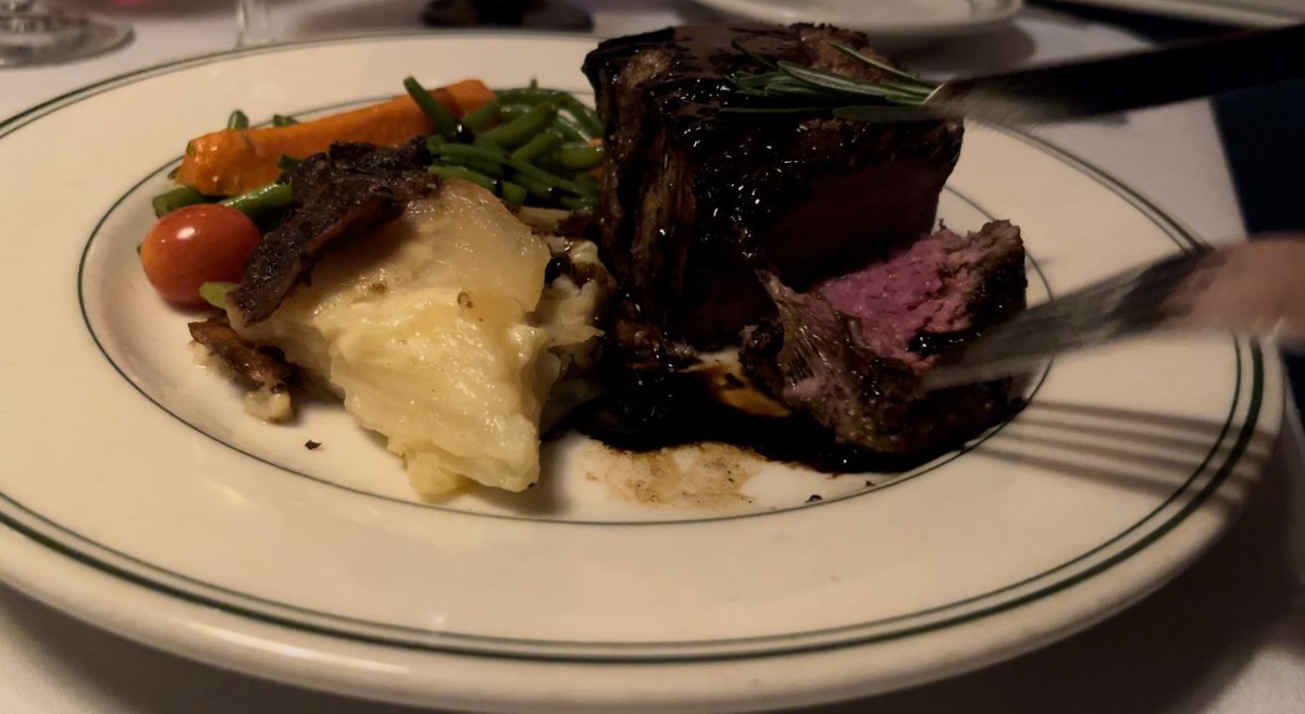 ucfoodietv's tweet image. Southern Cool. Great French Food and Desserts in Hilton Head buff.ly/3nqaeOC #Charlies #travel #food #wine #mixology #golf #UndercoverJetsetter #JohnDaly #SusanAnzalone #TravelLikeALocal #shotOniPhone #recipes #offbeatenpath #wingdingTV #CanyonStarTV #Vacation #stayathome