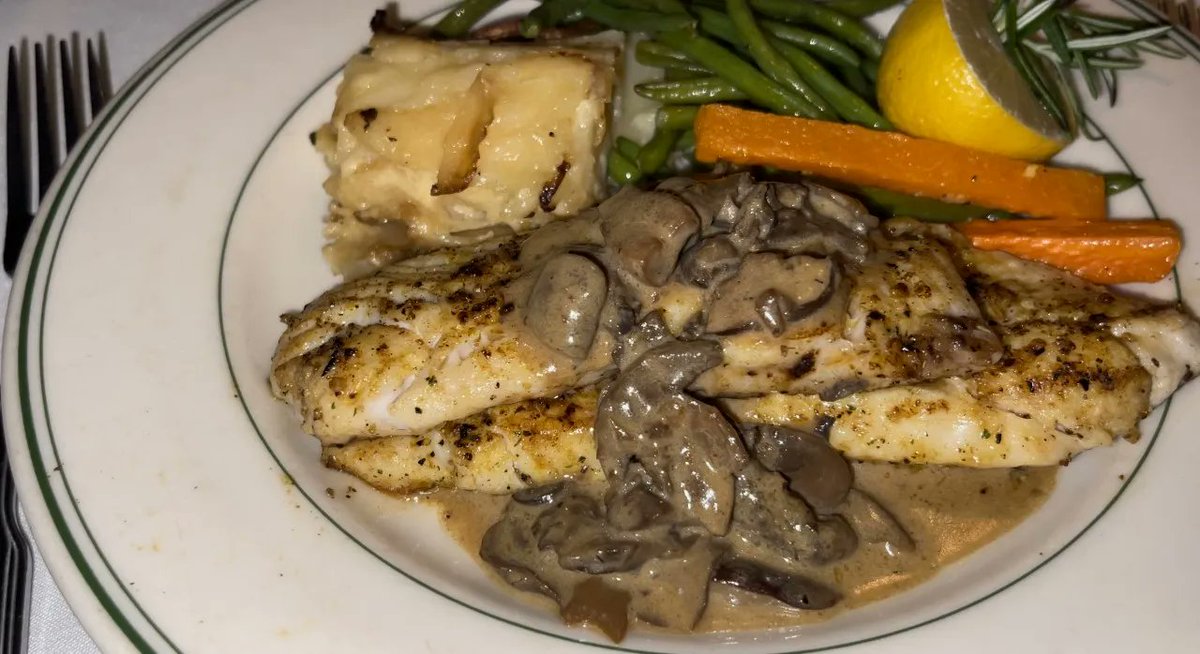 ucfoodietv's tweet image. Southern Cool. Great French Food and Desserts in Hilton Head buff.ly/3nqaeOC #Charlies #travel #food #wine #mixology #golf #UndercoverJetsetter #JohnDaly #SusanAnzalone #TravelLikeALocal #shotOniPhone #recipes #offbeatenpath #wingdingTV #CanyonStarTV #Vacation #stayathome