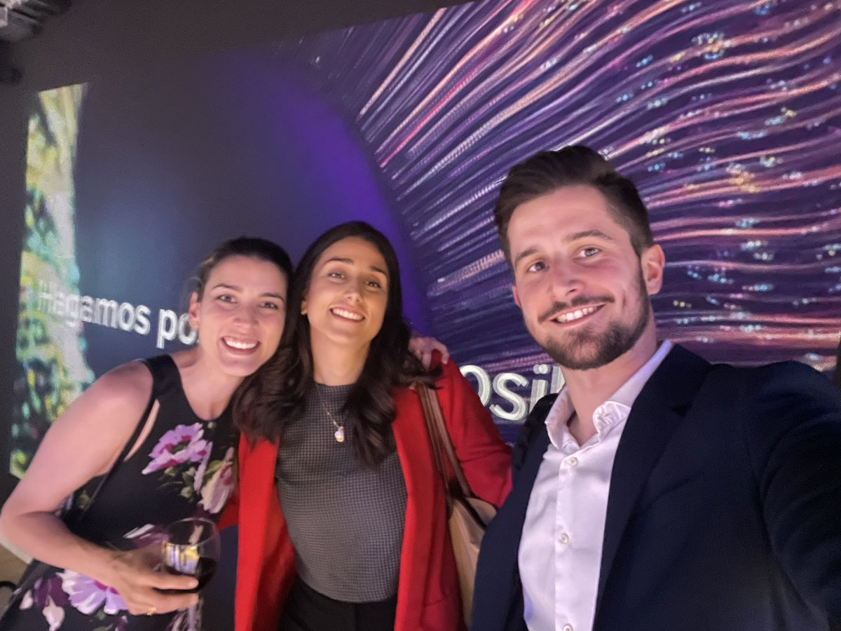 Ana_Sanchez_GR's tweet photo. El pasado martes tuvimos la #inspiringvision en Madrid de #VisionariumbyGilead
con @ESADE donde aunamos emprendedores, profesionales sanitarios y comunidad para encontrar soluciones a los retos de las PVIH - GRACIAS a todos por venir!!
Toda la info en https://t.co/GPOJoeGyI8 https://t.co/b0RB57Hf0Q