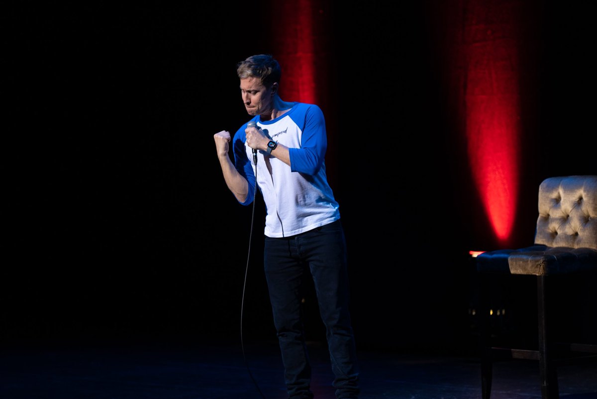 russellhoward's tweet photo. 7 sold out shows in Bristol all done! Thank you so much to everyone who came, we had a lot of fun together… https://t.co/K7k5tZDig6