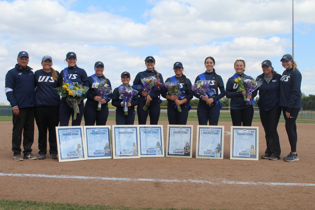 Congratulations to the <a href="/UIS_Softball/">UIS Softball</a> seniors! ⭐️

#ProtectThePrairie