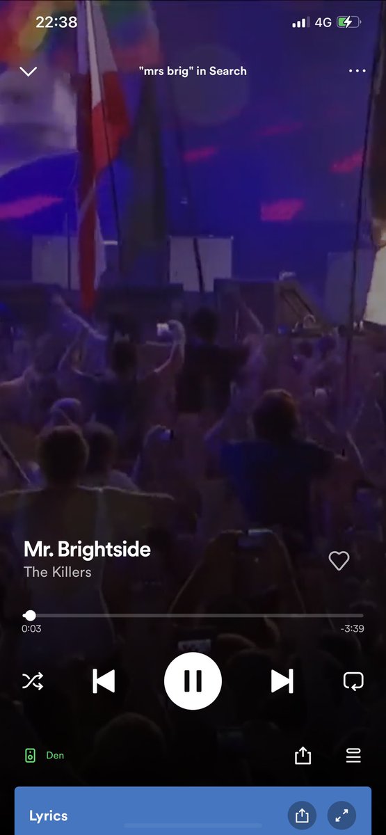 BigBearF1's tweet image. Mr Brightside it is. Your wish is my command. What  a tune. Destiny is definitely calling me. 😂🤣😂. #GreatChoice. Thank you. 💂🏻‍♂️👋🏻🏴󠁧󠁢󠁥󠁮󠁧󠁿🍻