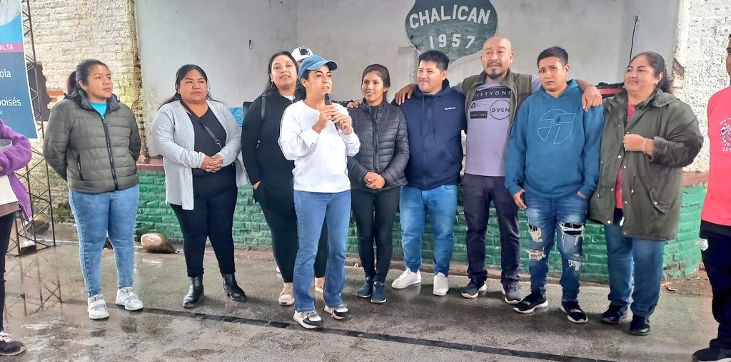 CarolinaMoises's tweet photo. Con un programa de:
✔️ diversificación productiva y de  preindustralización de los productos,
✔️ con inversión y equipamiento para  las pymes,
vas a ganar vos en #Chalican y en todo #FrailePintado en #Jujuy ✌️❤️

 #FrenteJusticialista
#Lista505
⬇️⬇️ https://t.co/NkTjN9yW0U