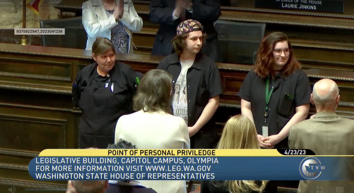 richsssmith's tweet photo. As Washington's 105-day legislative session wraps up, the House took a moment to celebrate the cafeteria workers who fed them #waleg https://t.co/yVV5GyJMmD