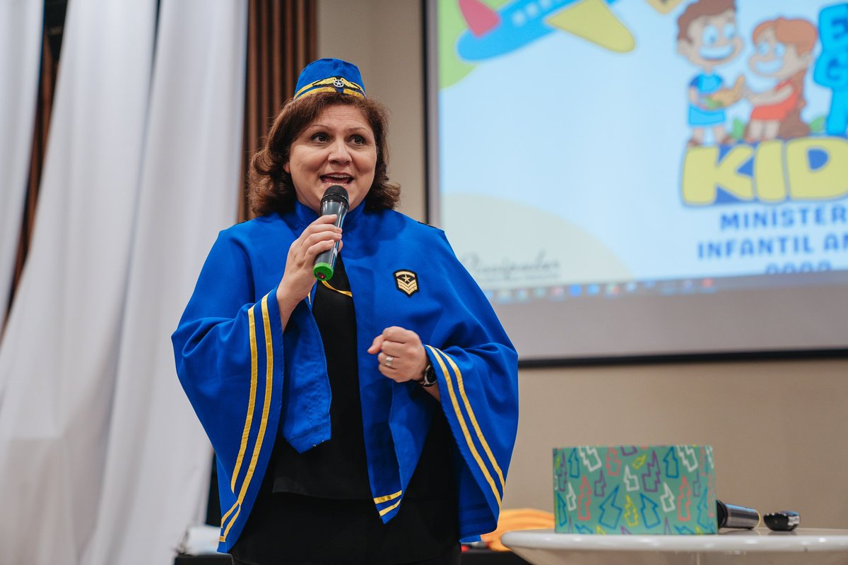 Iglesia Adventista en Santiago | AMCh tweet media