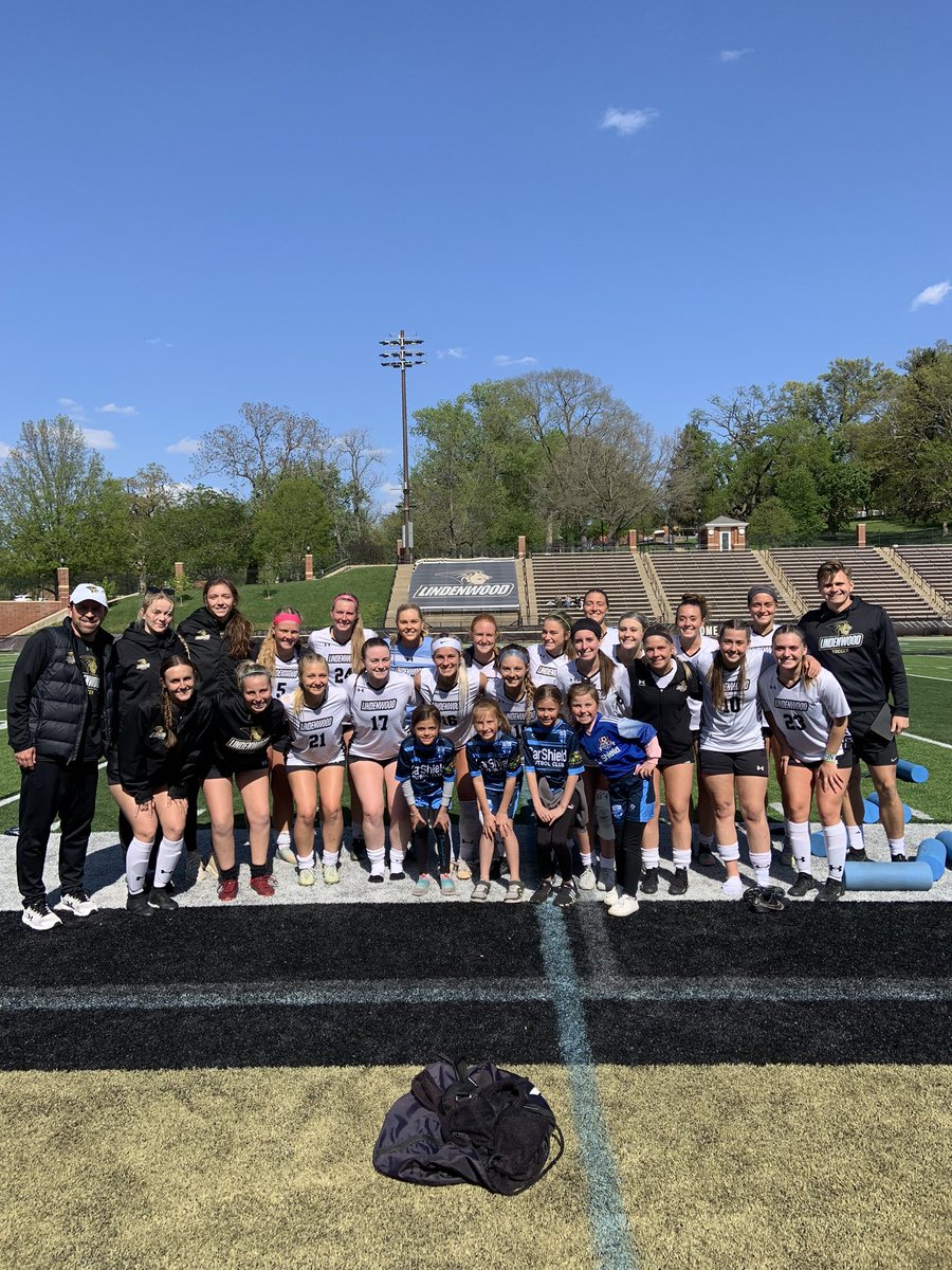 LindenwoodWSOC's tweet photo. Another positive outing to wrap up our spring! Thanks to our amazing ball girls! 5% 📈 #GoLions https://t.co/TqVwmukrSH