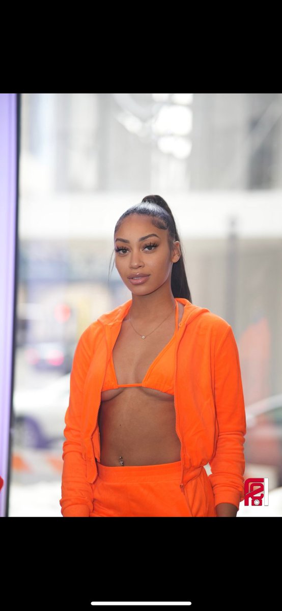 NylaMurrell's tweet photo. 🍊 https://t.co/kTGEoy14gR
