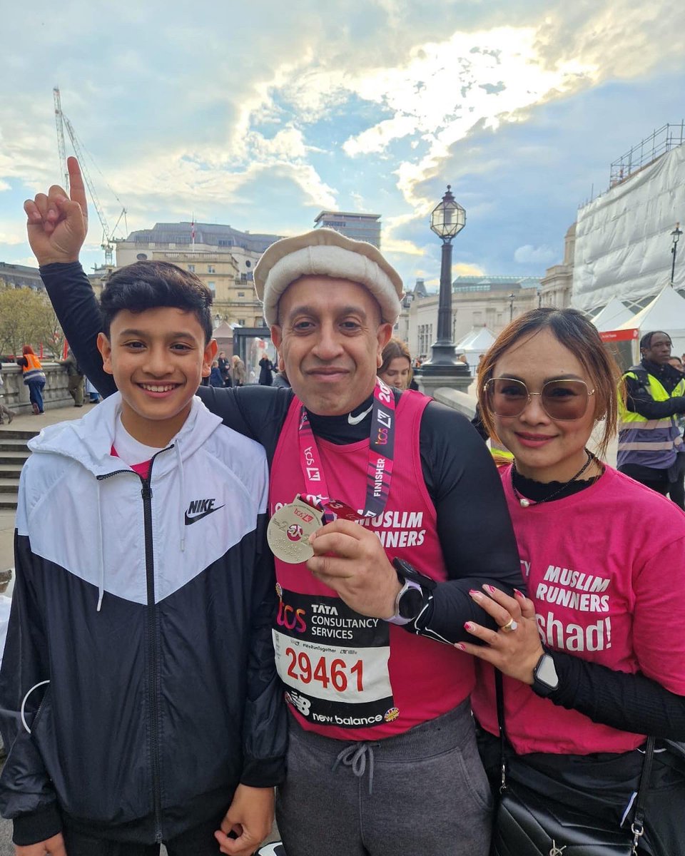 We Ran Together ❤️ Thank you @londonmarathon 🙌🙏

Well done everyone. So proud of you all!!! ALHAMDULILLAH!

See you in 2024

#MuslimRunners #LondonMarathon #WeRunTogether