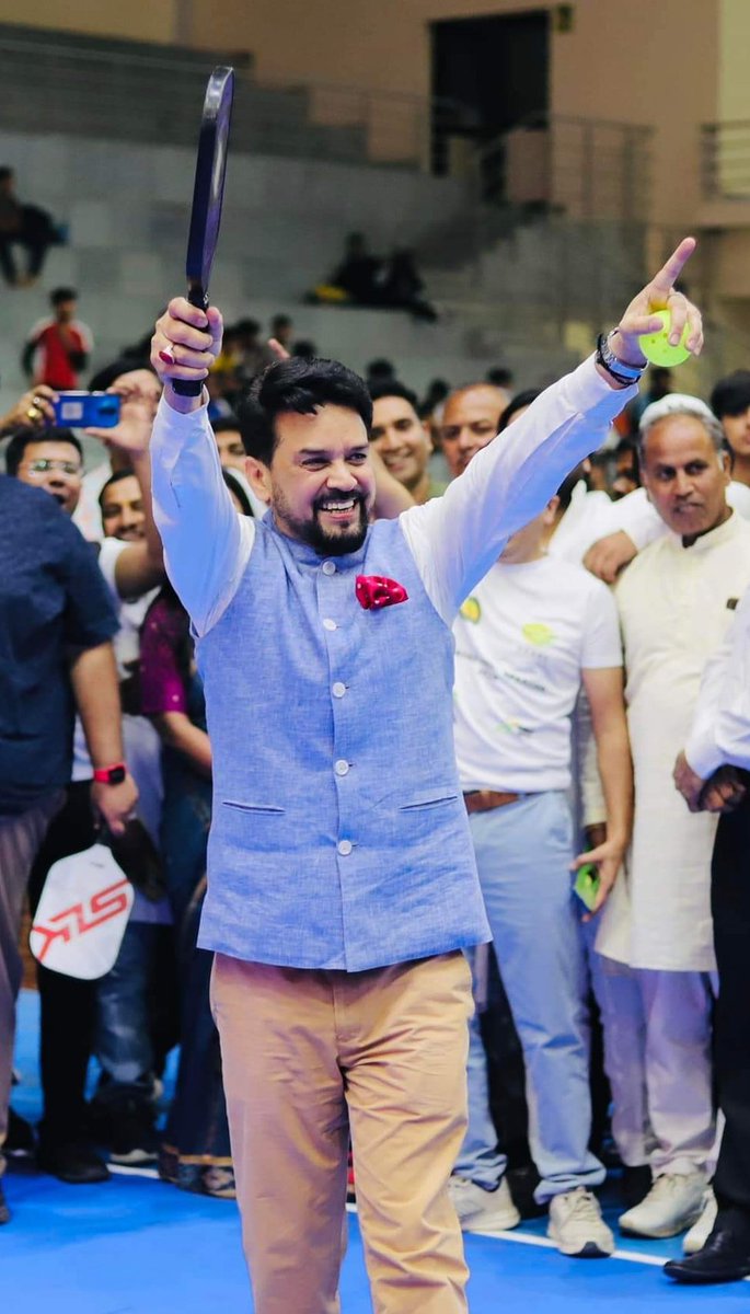 MathureNIKHIL's tweet photo. Expression Speaks Everything...India Sports Minister @ianuragthakur love playing Pickleball https://t.co/Gk6JNXeO5n