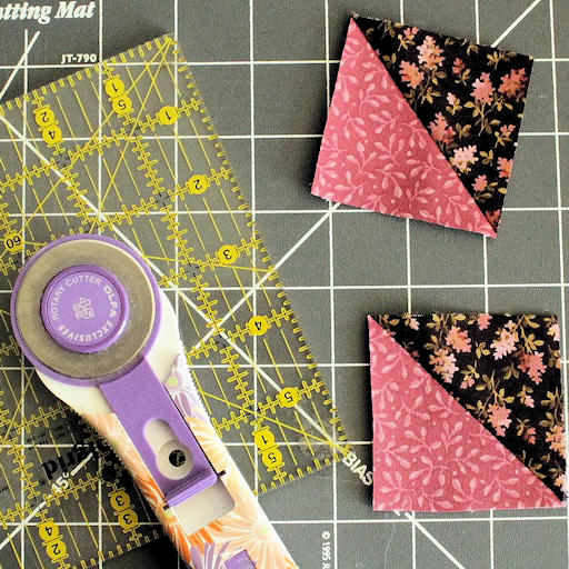 Need to make half-square triangles but the math has you fuddled? Download my free guide!

mailchi.mp/inquiringquilt…

#inquiringquilter #intelligentquilting #beginnerquilt #halfsquaretriangles #hstquilt #quiltingtools