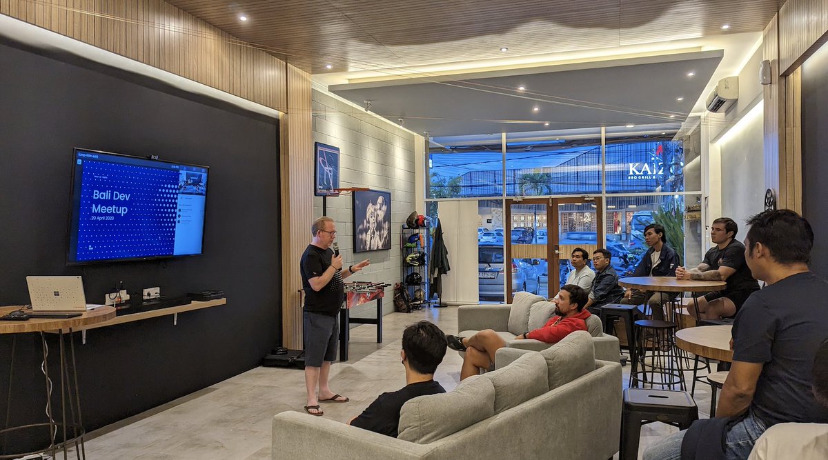 LuminaryHQ's tweet photo. Another great Developer Meetup at our Bali office! Our Senior QA, Bram took the group through the QA process at Luminary, and Technical Director,  Emmanuel presented on date/time standards and co-presented with Jordan (his son!) on the current challenges developers face! 🇮🇩 https://t.co/iRvVcLV092