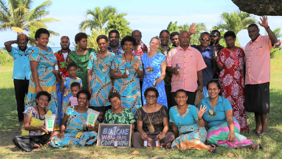 AusHCFJ's tweet photo. Bia-I-Cake Women's Cooperative is creating sustainable livelihoods in aquaculture 🐟&amp; coconut 🥥value-added products for women in their community. 

Congrats to their representatives who graduated last week from @EngineFiji business mentoring programme by @fcef &amp; 🇦🇺's @MDFGlobal https://t.co/FJMtJ91tOM