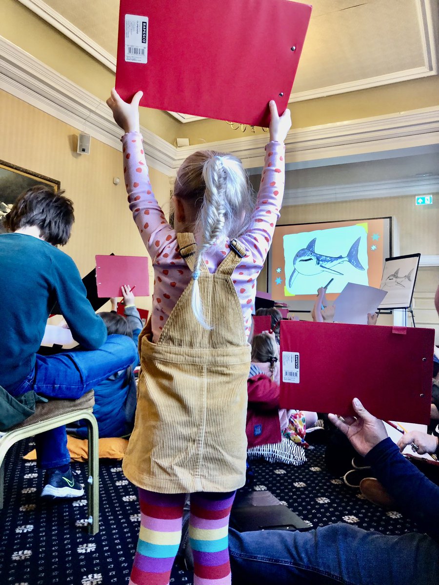 Such a fab interactive session for kids (and grown ups). <a href="/CDFKidsLitFest/">Cardiff Children's Literature Festival</a> @sophyhenn