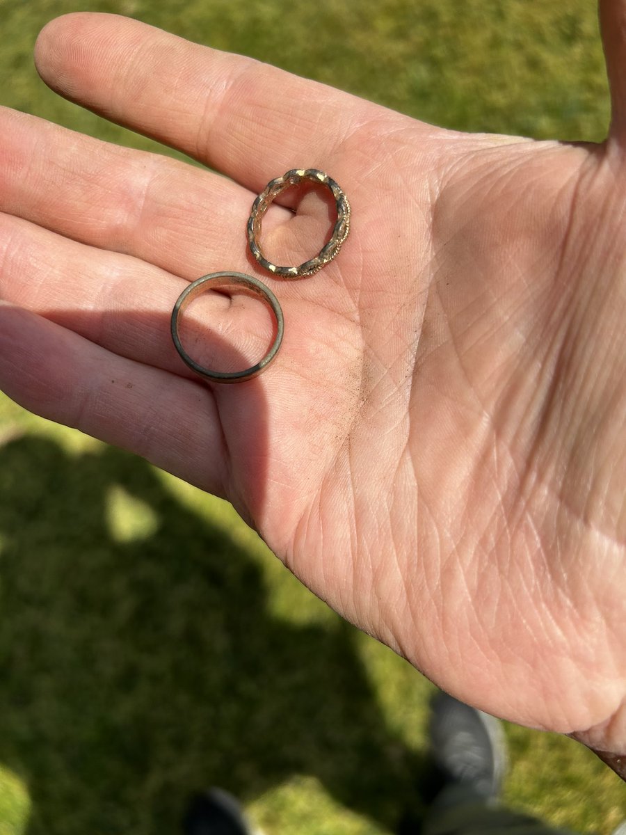 Scraps_the_Dog's tweet photo. #metaldetecting #noktasimplex #garrettace400 beautiful day at the park, the rings found about a foot apart, the usual clad, had fun. https://t.co/YChBsoS5um