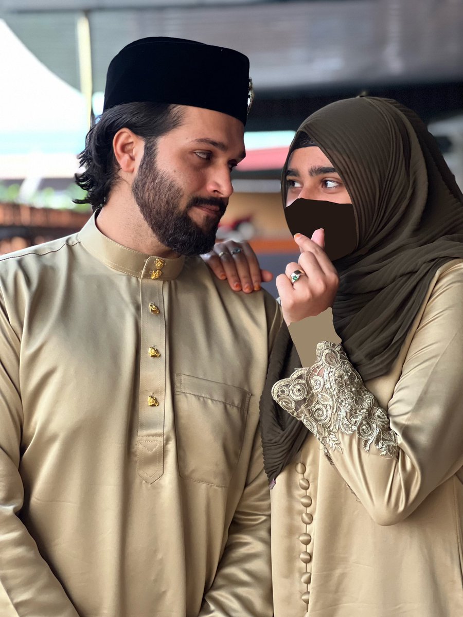 farrabebokhan's tweet photo. Eid Mubarak ❤️😊
#EidCelebrations 
#khan
#farrabebokhan 
#bebo https://t.co/OrnilJELfi