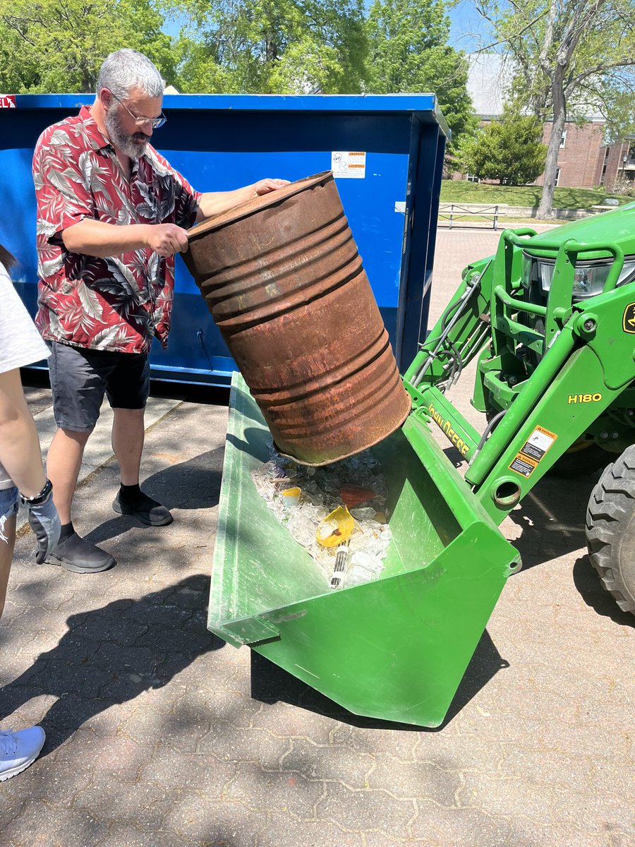 Salisbury University SGA tweet media