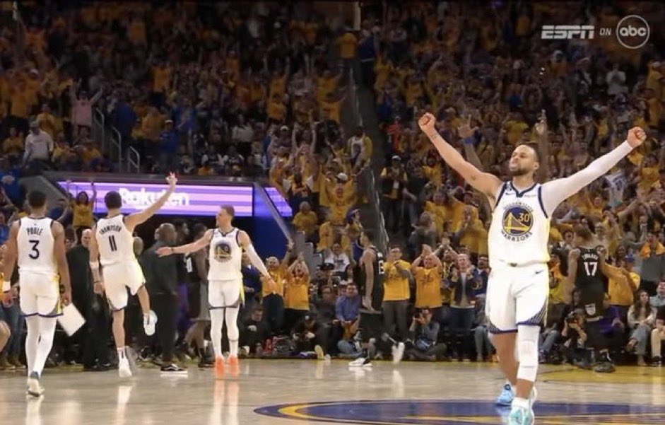 WarriorsLatam_'s tweet photo. 2-2, LA PUTA MADRE.

DALE WARRIORS CARAJO.

🤴🏻🤴🏻🪓 https://t.co/DnySiWKoTj