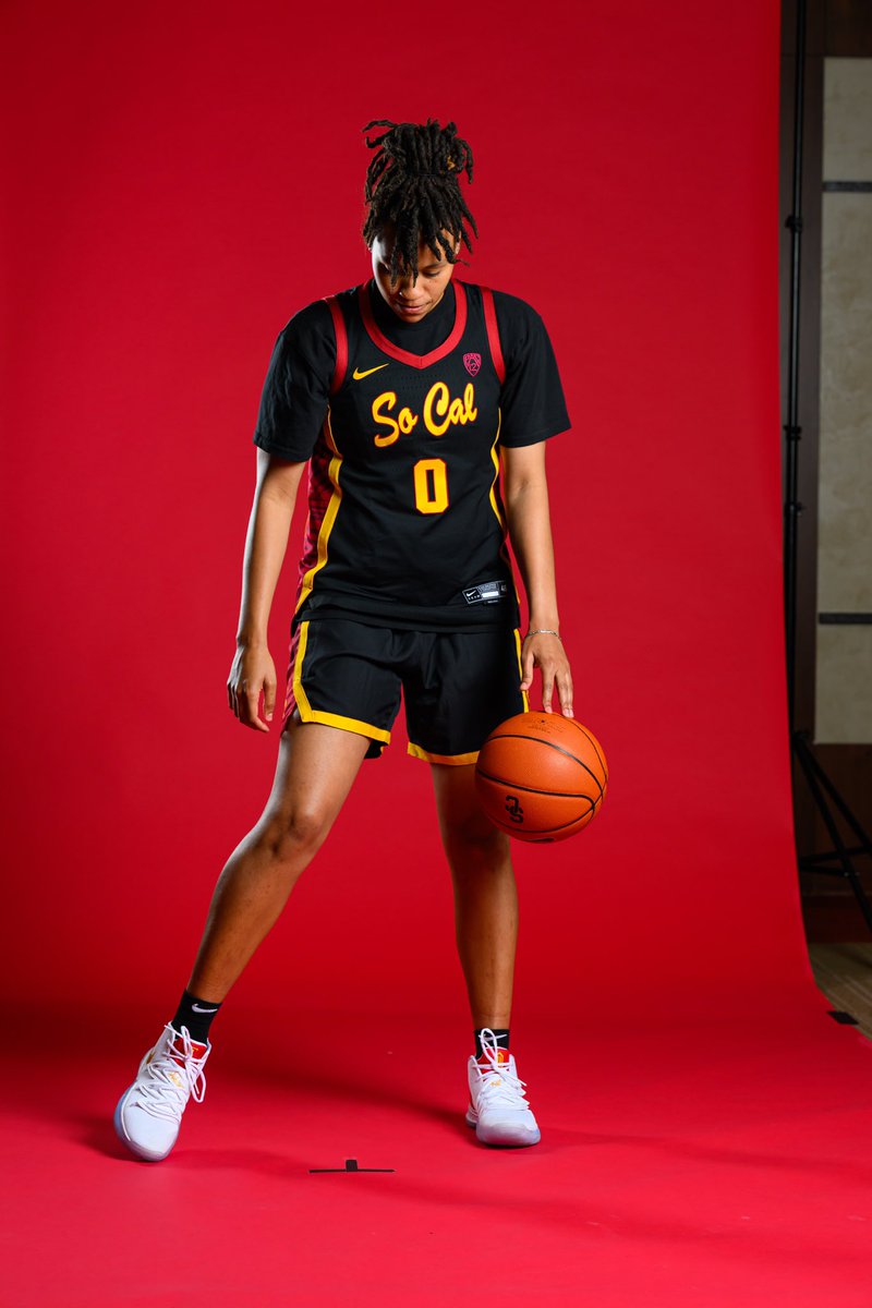 Kenzie4bs's tweet image. I’m going back to Cali!! 🤩 #FightOn ✌🏽