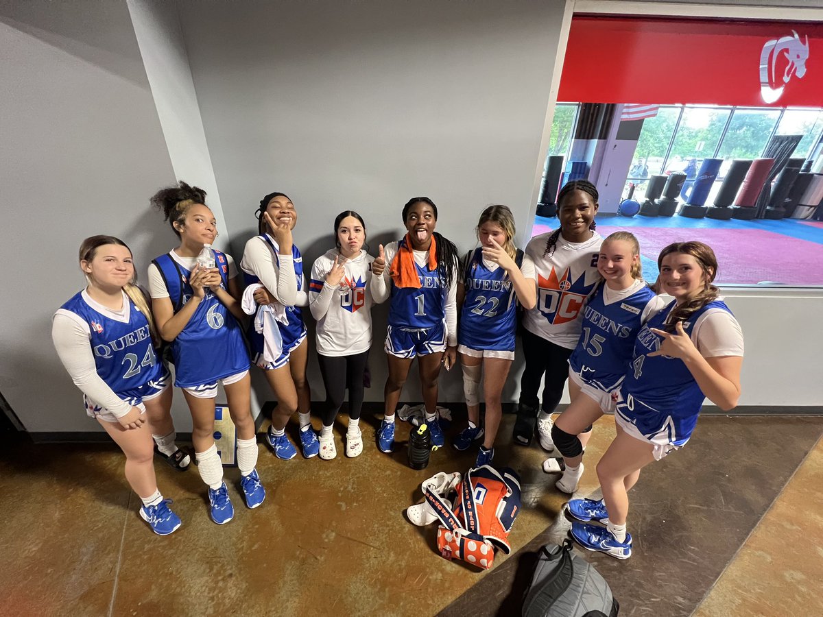 3-1 at the Heart of Texas!! Great job Queens!!