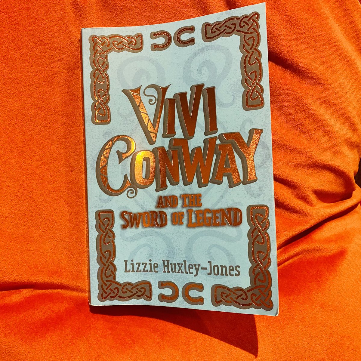 37) Vivi Conway And The Sword Of Legend
Magical, inclusive, fantasy adventure, steeped in Welsh mythology. If you’re waiting for this to publish on June 1st, I suggest you A) Preorder a copy & B) Read The Mab to brush up on your Welsh folklore 🏴󠁧󠁢󠁷󠁬󠁳󠁿 
#BookTwitter #ViviConway #Wales