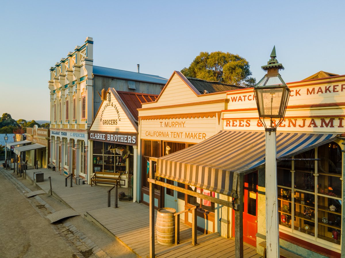 sovereignhill's tweet photo. It's back to reality as the autumn holidays come to an end 

We're going back to our usual opening hours of Tuesday-Sunday 10am-5pm, including ANZAC Day.

Tickets are available at the front door or online: https://t.co/dZoO1GUMvG https://t.co/MTu0emw9Qr