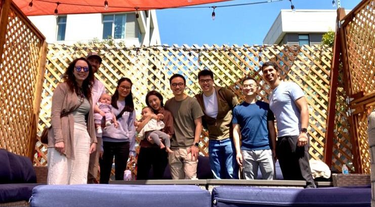 ngaigy's tweet photo. A West Coast @TheChanLab reunion this weekend with a visit from @BenRKingston. Also completes the same cohort round up 😁

Ft. Mini additions to the lab family 💕 https://t.co/WKBPbZGbsE