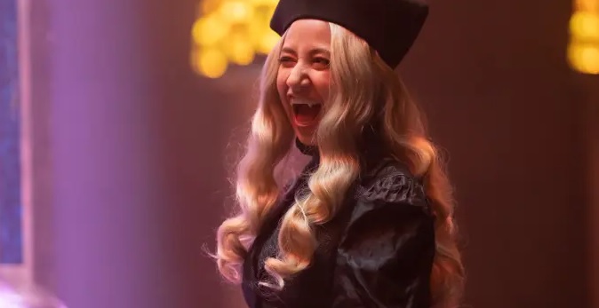 HonkyTonkBufalo's tweet image. Not going to lie, I&apos;ve been a fan of @kristenschaaled&apos;s incredible voice over work for a long time
But after seeing her on @theshadowsfx I have to admit I&apos;m crushing pretty hard! 😃🧛‍♀️
#TheGuide