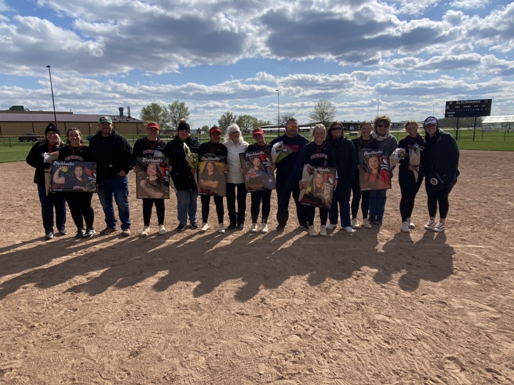 SCCBlackhawkSB's tweet photo. SCC Softball gets the split over Iowa Western today at home! Kayla Norton with a 2 run home run in game 1 today! Today we also recognized our seven sophomores and we are so thankful to have them as part of our program forever! GO BLACKHAWKS! #SCCSoftball #wearefamily https://t.co/PYPEas3Cii