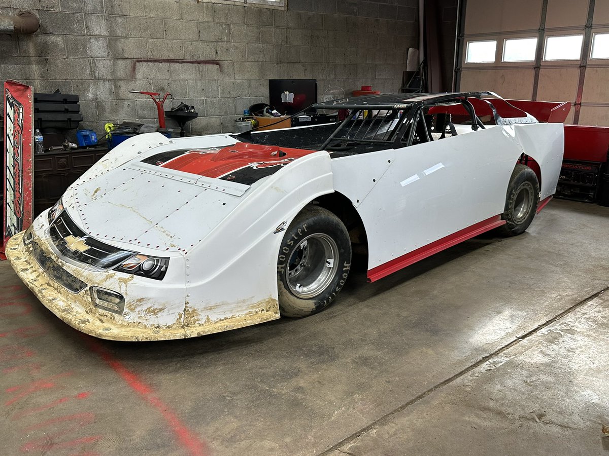 CMannRacing1's tweet photo. Test and Tune went, meh. 😒

First time out the car was plowing tight. Met the wall and bent some of our pretty new body. (Drivers fault) 

Took a big swing

Second time out we were wrecking loose. https://t.co/eHwYxr5uQg