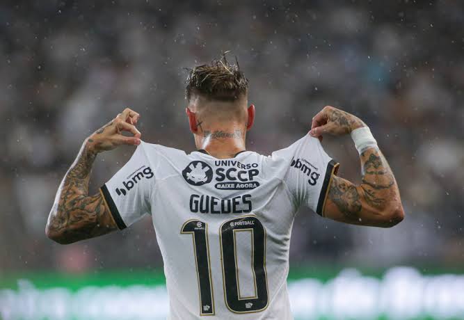 resumossccp's tweet photo. Time verde? Chama o RG10 ⚽🔥 https://t.co/0d8M2BoJNe