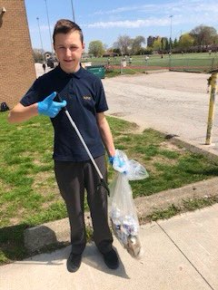 <a href="/MPSJ_TCDSB/">Michael Power/St. Joseph High School</a> recognizes Earth Day 2023 🌏 Thank you to Mr. Bilotta and his geography students for cleaning up the school yard!🙏🌳🍃 <a href="/TCDSB/">Toronto Catholic District School Board</a> #EarthDay2023 #stewardship