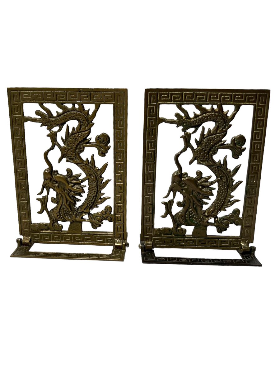 MeowNevada's tweet photo. Excited to share the latest addition to my #etsy shop: Vintage Pair of Brass Dragon Bookends https://t.co/v41w8mJFeS #bronze #brass #brassbookends #bookends #reading #library #dragons #brassdragons #dragonbookends https://t.co/TLbZIVZ4Os