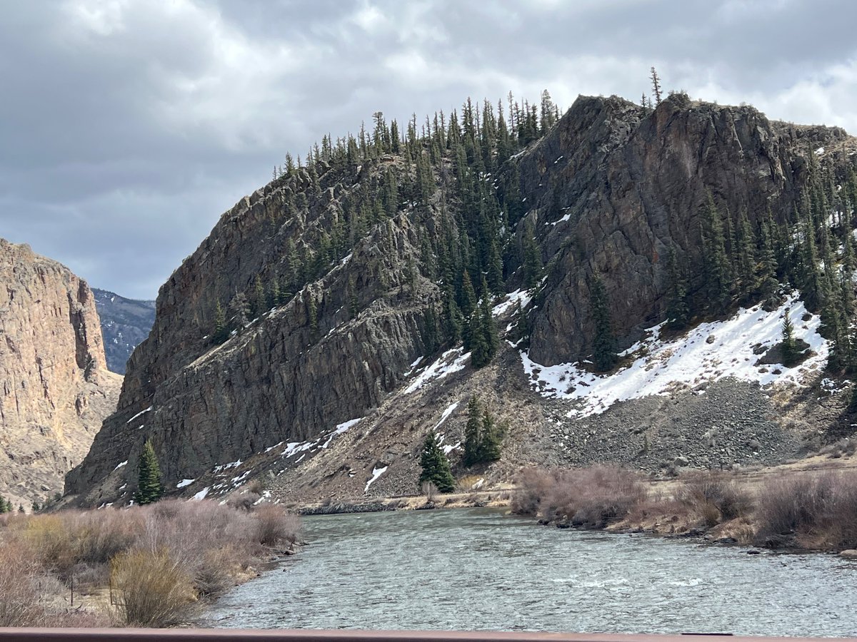 Visited Creede, Colorado and saw some insane views. Took me back in time to elementary school reading about mining and the gold rush. Do the schools still use 
@ScholasticNews
 ?
Also, cool story but actor @HeathLedger had parents that worked in teaching and mining engineering.