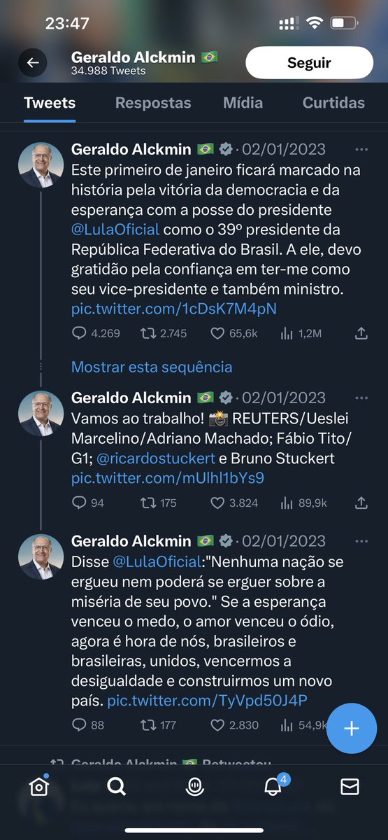Marcos_Cesar_BR's tweet photo. @rodrigosrp4 @Roseliol2 Adriano Machado, é o repórter da Reuters que estava dentro palácio do planalto insinuando depredações, antes dos manifestantes que subiam dos acampamentos chegassem a praça dos três poderes. Esse repórter parece gostar de cobrir e ser reconhecido pela esquerda. https://t.co/0YJnidp7IG