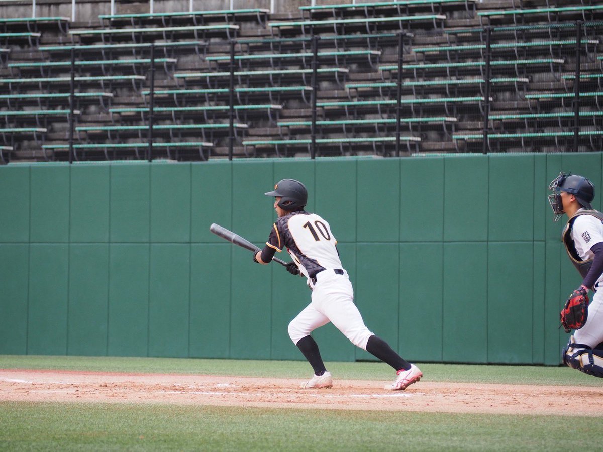 2023 4.19 春リーグ
vs中京大学①

中京|110112030|9
愛教|010000200|3 

投)瀧本→鵜飼→野田→山本
捕)岩垣

初回1点を先制され、その後も中京打線に着実に追加点を奪われてしまう。打線は相手エースを前に2回に1点を返すものの見せ場を作ることができず敗戦となりました。