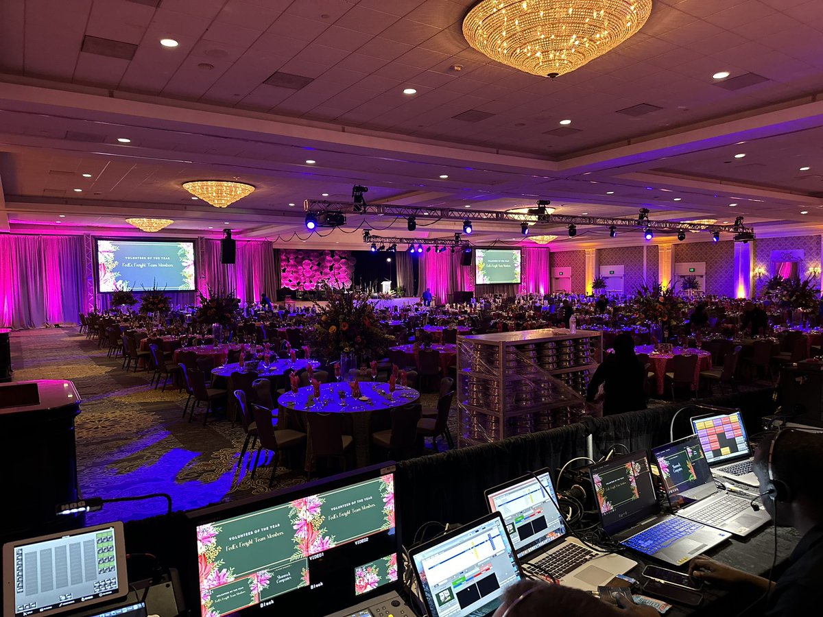 NOLANSAV's tweet photo. @fedexfamilyhouse 2023 Gala #npg #nolanproductiongroup #fedexfamilyhouse #gala #audio #video #lighting @FedEx https://t.co/k5lKiNkZBC
