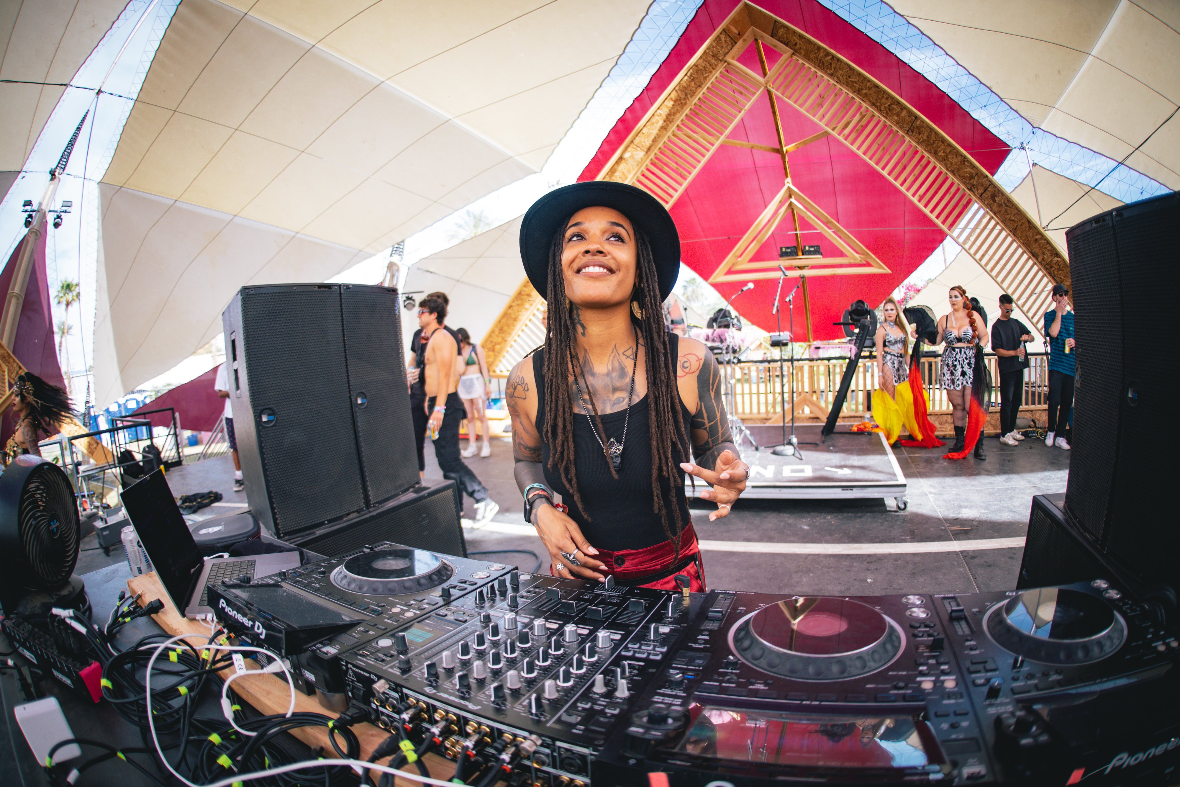 Do LaB (@TheDoLaB) / Twitter