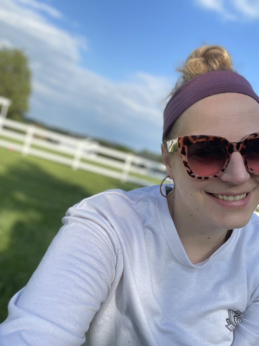 Kelsey Davis tweet media