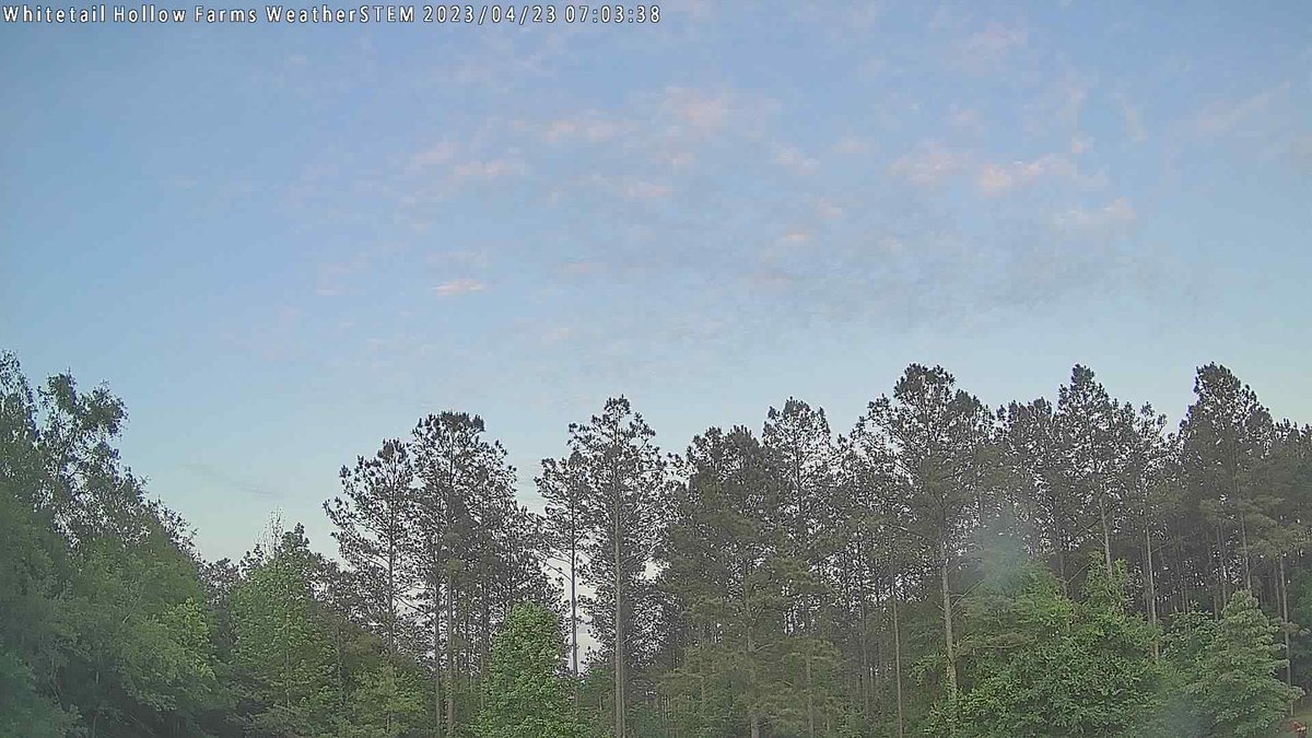WHFWxSTEM's tweet photo. Whitetail Hollow Farms at sunset and it's 75.0 F. https://t.co/WIXvHbjnGr