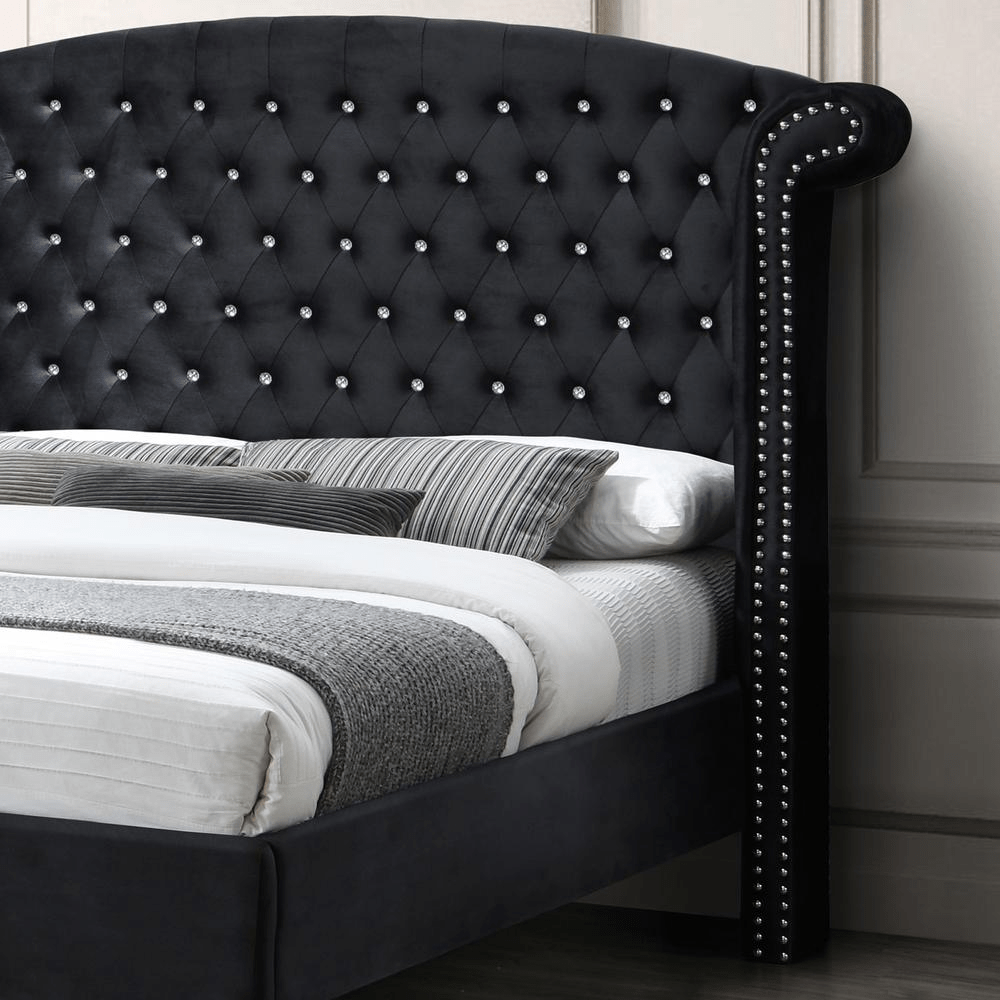 Olympia_Bay's tweet image. Classic and beautiful furniture for your discriminating tastes. Create a luscious atmosphere in your home. Better Home Products Cleopatra Crystal Tufted Velvet Platform Full Bed in Black #fullbed #platformbed
$1203.00
➤ olympiabay.com/products/bette…