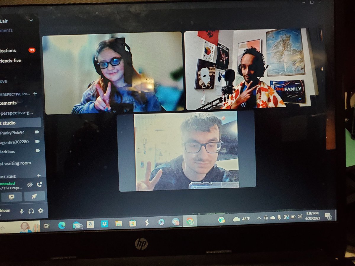 sndyperspective's tweet photo. It's that time again! We are gonna be live with our season premiere! Let's Dew this @Dragonfire2280 @teledrious22 #PodcastAndChill #Spotify #podcast #chill #vibes #spring https://t.co/RgGT46kPXz