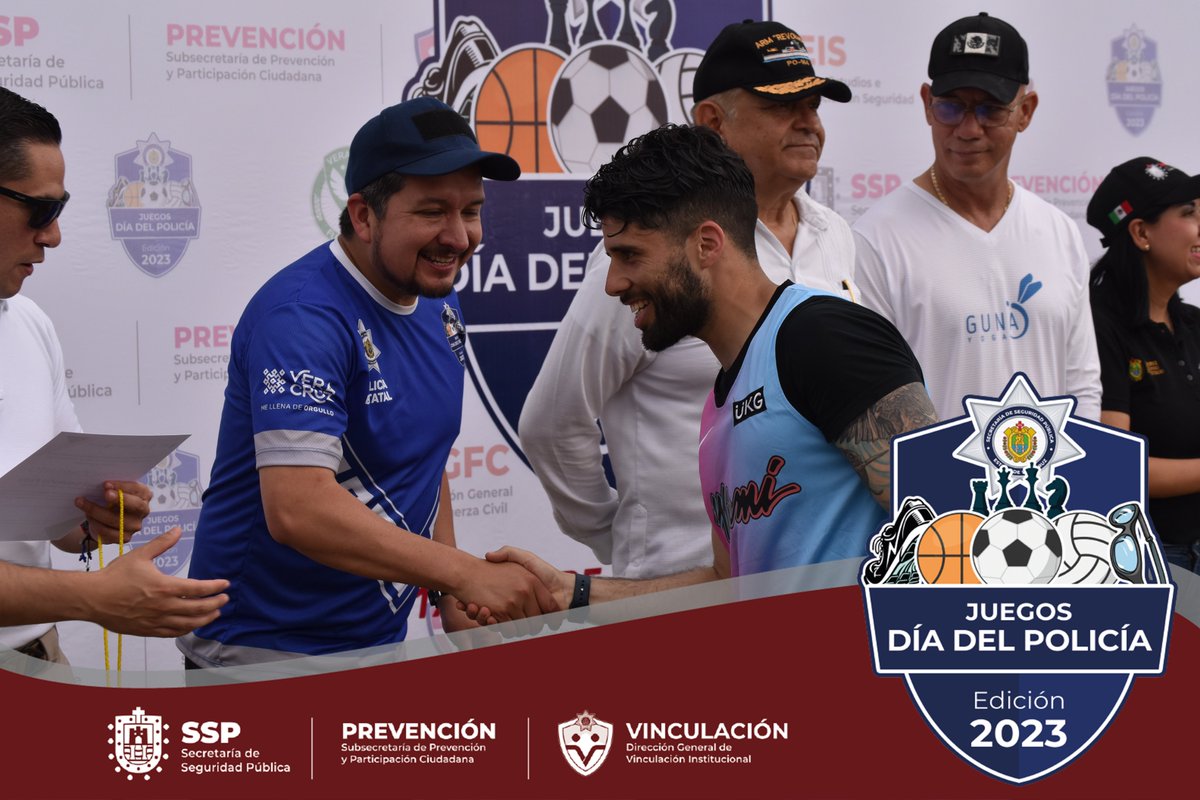 vinculacionssp's tweet image. 📷 Fotogalería: Juegos conmemorativos del Día del Policía Veracruzano 2023, Ceremonia de Clausura.

Con el partido final de futbol, en donde el @CEISver  resultó ganador del torneo, finalizamos la Segunda Edición de los Juegos del Policía Veracruzano.

acortar.link/3EFofn