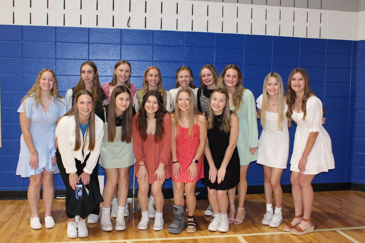 This weekend our JV and Varsity scholar athletes were recognized for not only being great athletes but great students, too!

Congratulations!!! Keep up the great work!