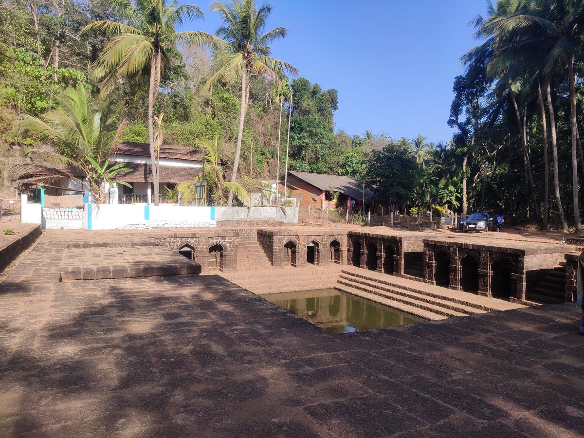 AKinjawdekar's tweet photo. Nestled between the rich red laterite soils of Surla, the aquatic expanse of River Mandovi, and a lush green forest, the masjid of Surla-Tar is one of the oldest surviving mosques in Goa, dating to the Adil Shah era.
.
.
#GoanHistory #GoanHeritage https://t.co/V3fNFngdCj