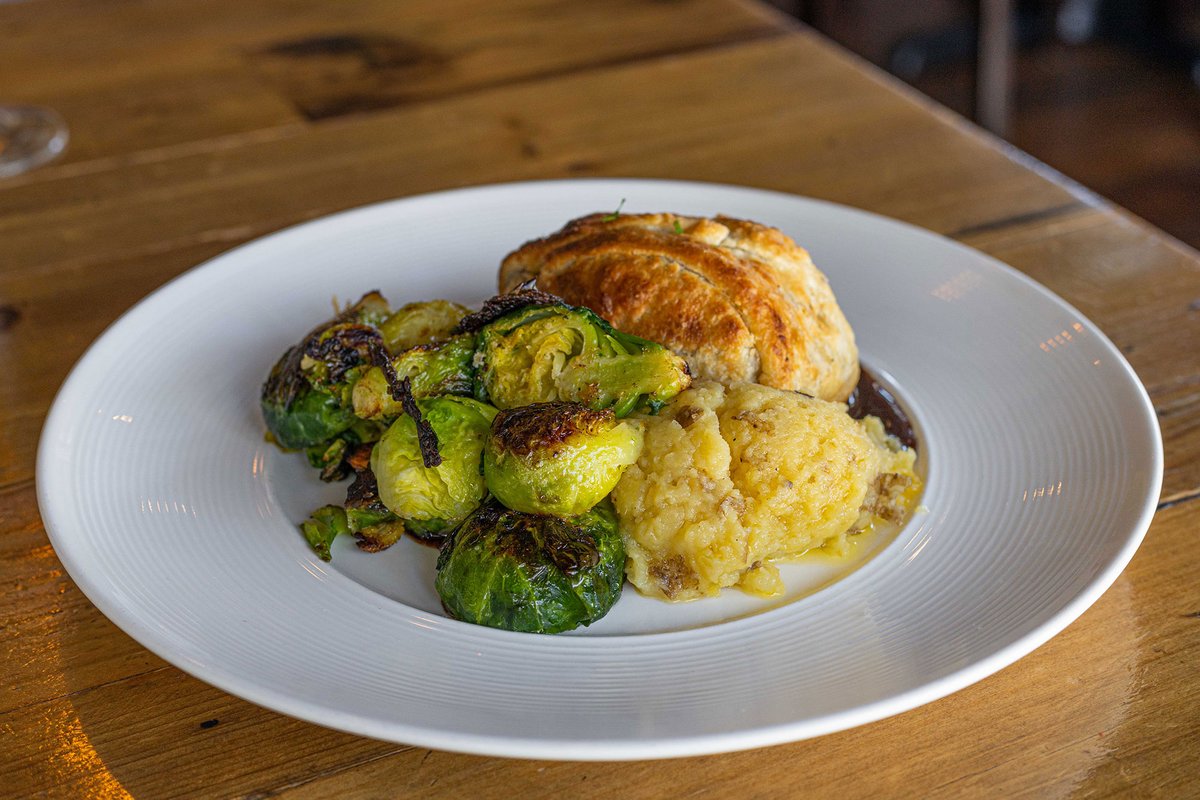 Timberwoodfire's tweet photo. Join us on Mother's Day and treat your mom to a delicious meal! https://t.co/Ra5pfbtv0V https://t.co/q6wdPnJS3y
