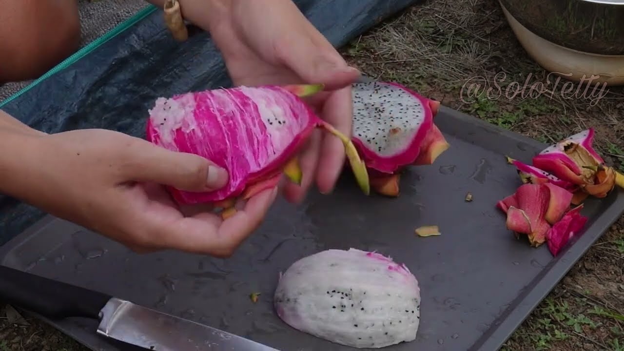 ALO JAPAN on Twitter: "Naked camping with Solo Tetty ️yoga in nat